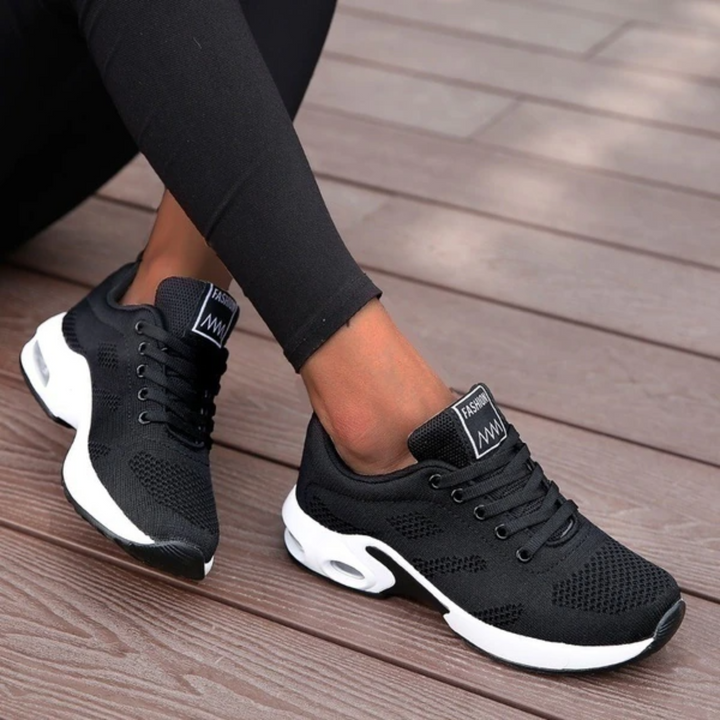 Lightweight Women's Running Shoes – Breathable & Sporty Comfort