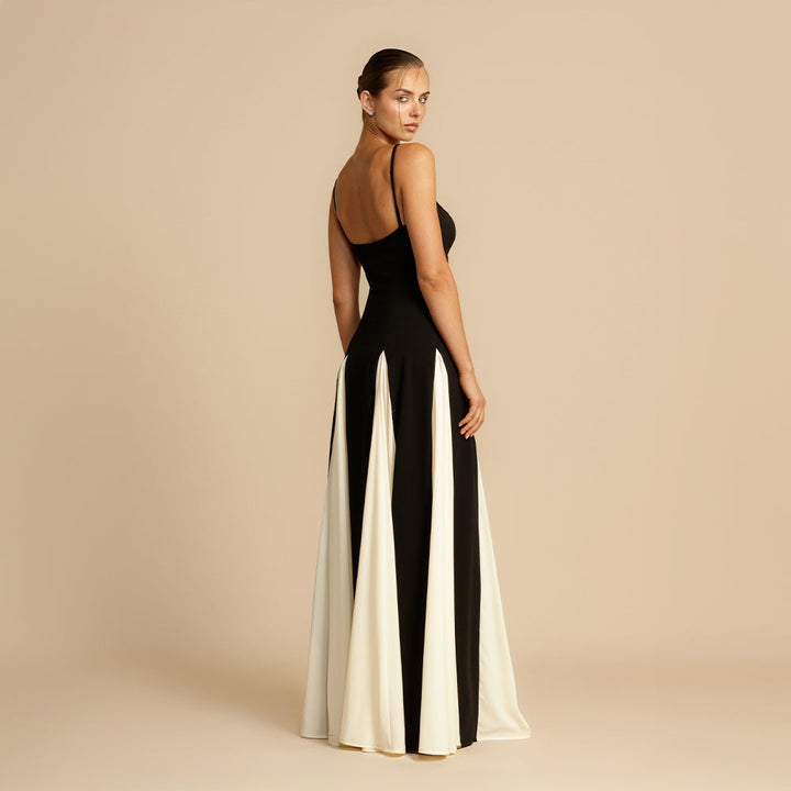 Elegant Maxi Dress with Spaghetti Straps