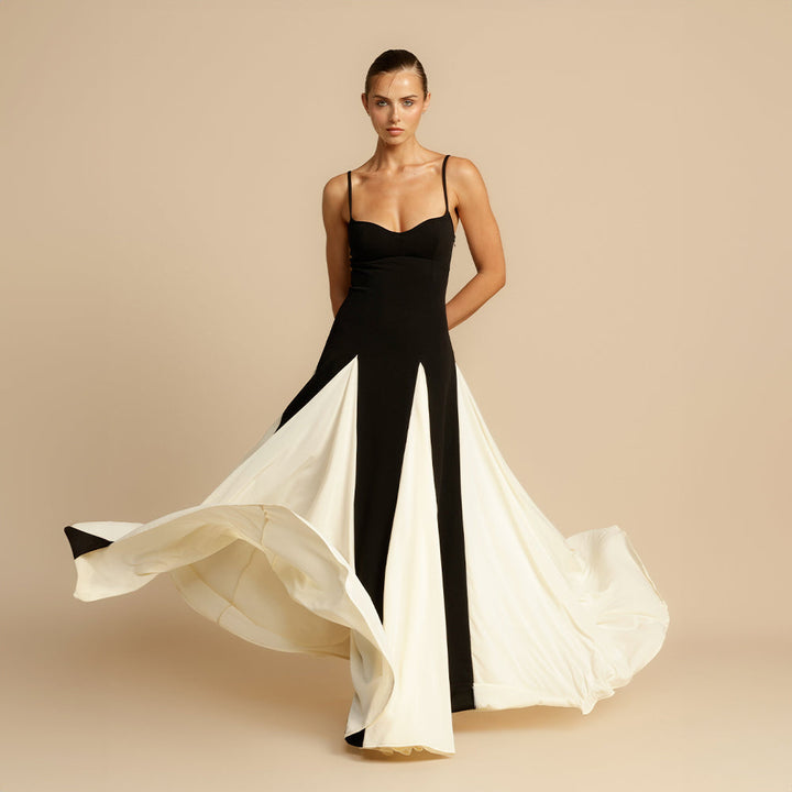 Elegant Maxi Dress with Spaghetti Straps