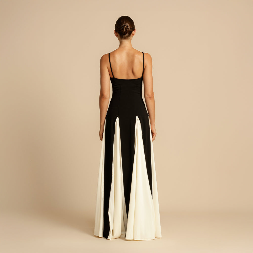 Elegant Maxi Dress with Spaghetti Straps