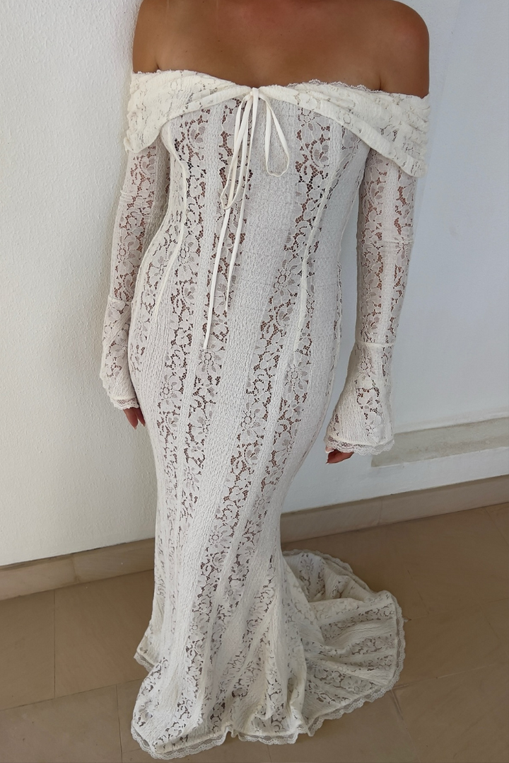 Luxe Off-Shoulder Maxi Dress in Lace