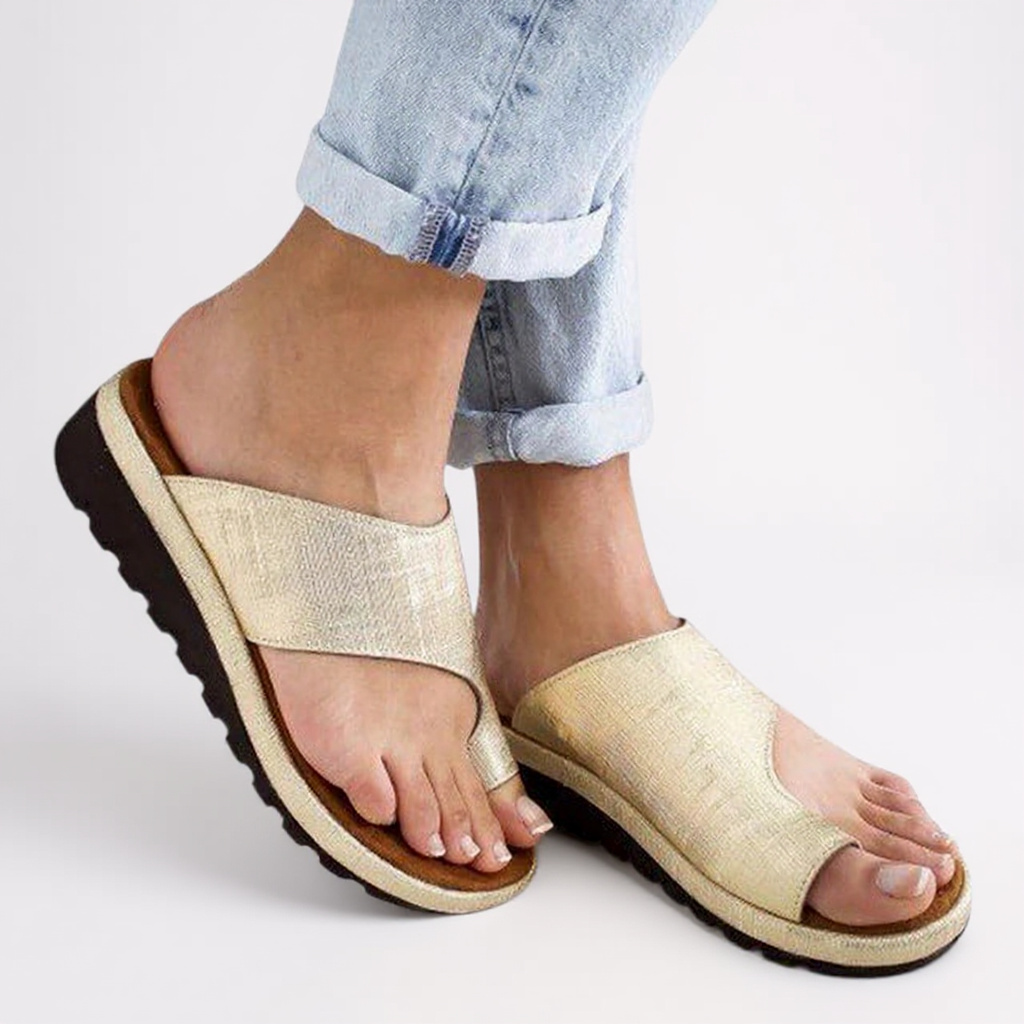 Women’s Toe Split Sandals Sleek Open-Toe Footwear for Summer Outings