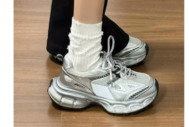 Sporty Sneakers with Mesh and Shock-Absorbing Sole