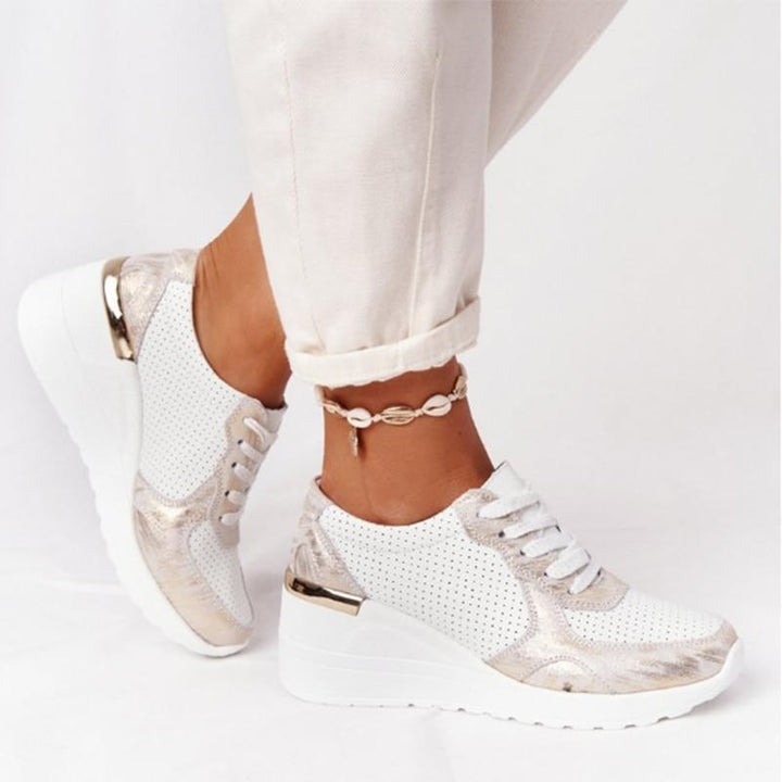Sneakers Comfortable with Soft Cushioning