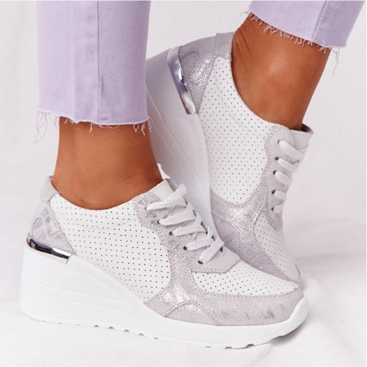 Sneakers Comfortable with Soft Cushioning