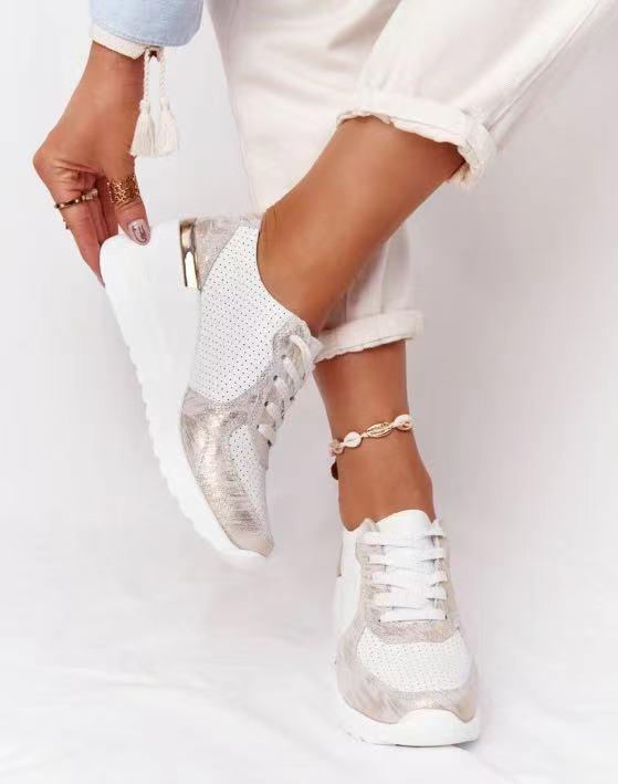Sneakers Comfortable with Soft Cushioning