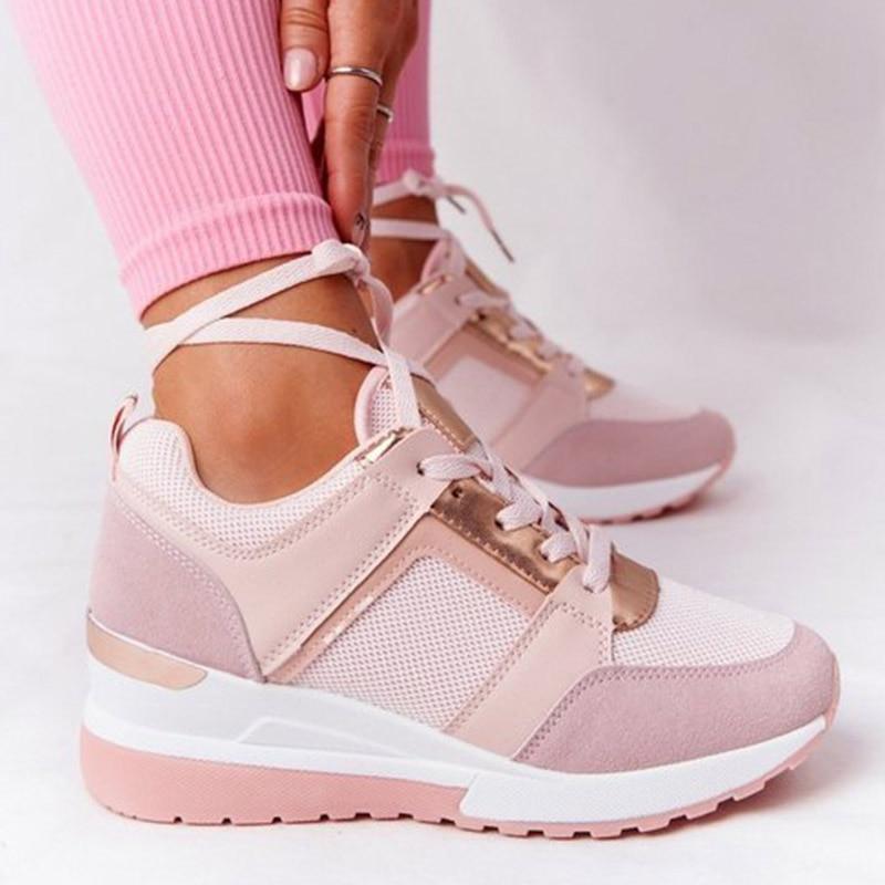Sneakers Comfortable with Soft Cushioning