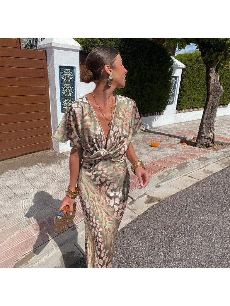 Women’s Sophisticated Maxi Dress with Elegant Flowy Fit