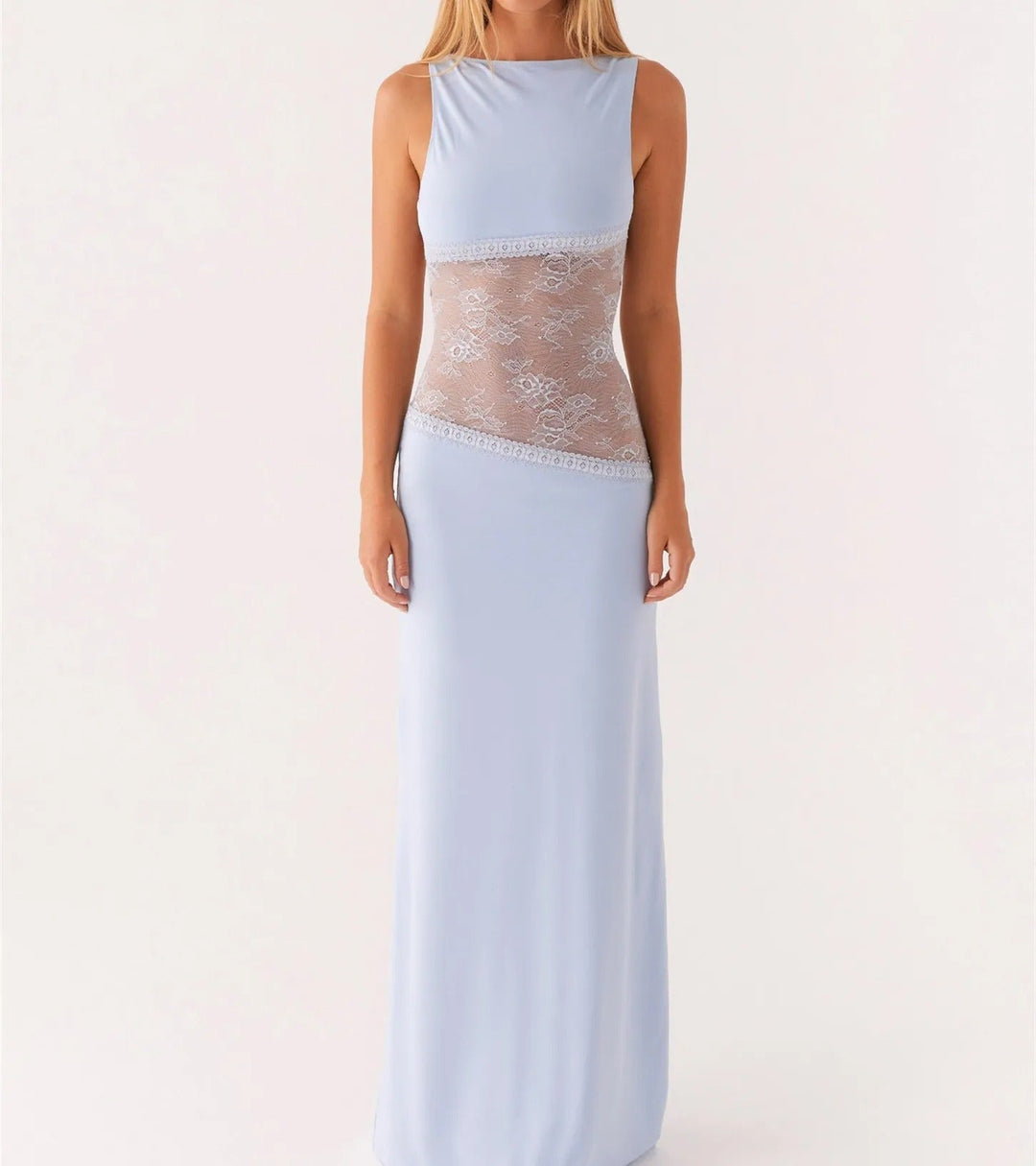 Lace evening dress with sophisticated silhouette