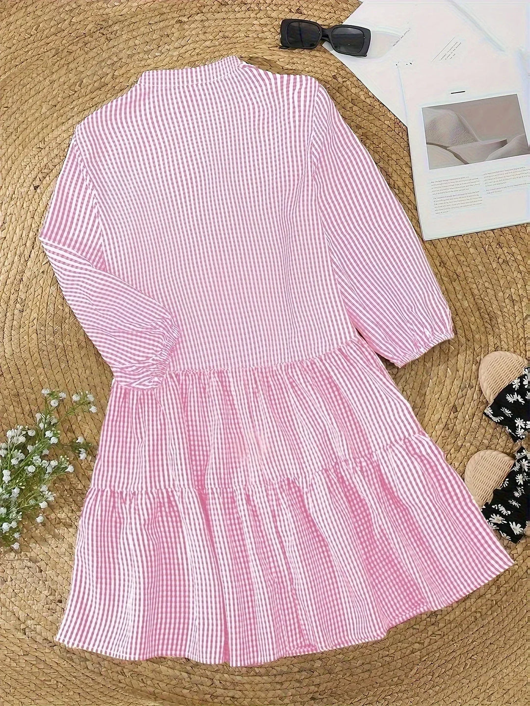 Short Checked Dress for Women with 3/4 Sleeves and Buttoned Collar