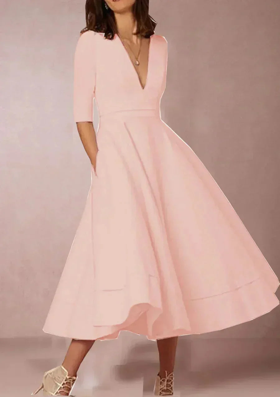 Flared Midi Dress with V-Neck and 3/4 Sleeves with Pockets