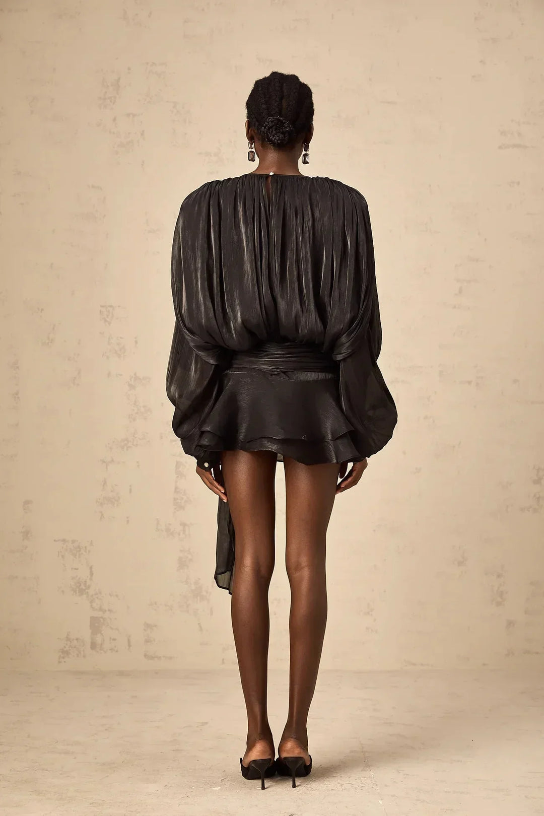 Short Dress with Long Sleeves and Tied Belt for Women