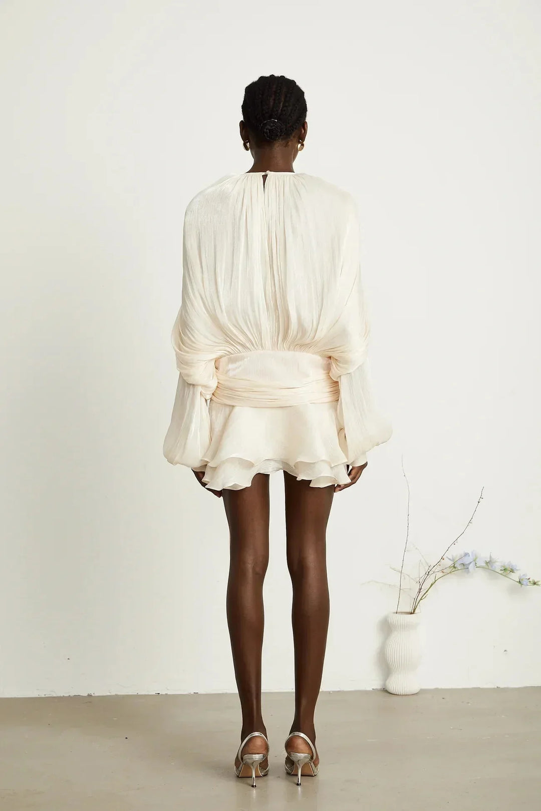Short Dress with Long Sleeves and Tied Belt for Women
