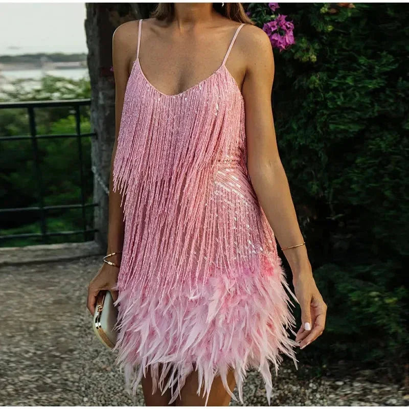Short evening dress with sequins and feathers, thin straps
