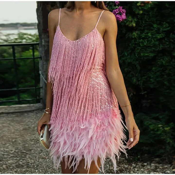 Short evening dress with sequins and feathers, thin straps