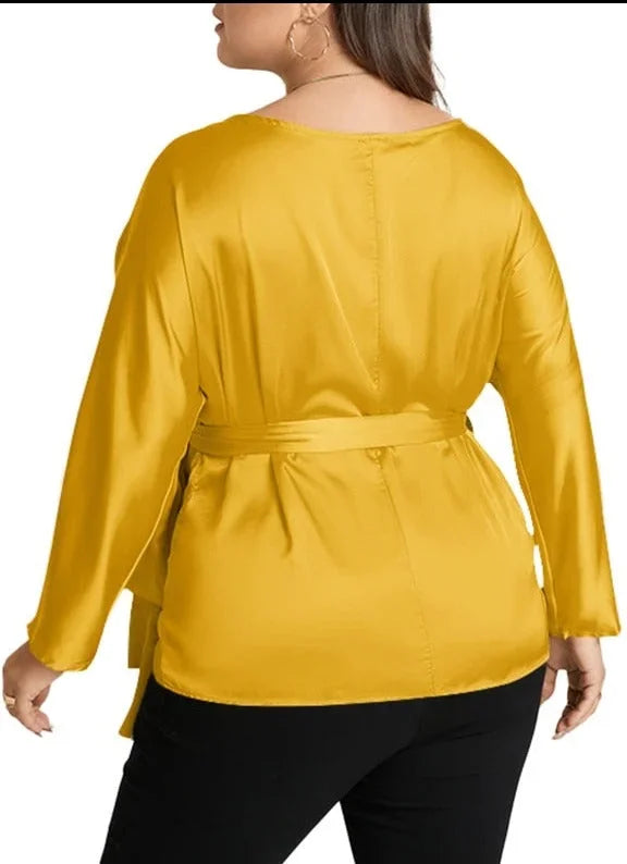 Top Women's Wrap With Knot And Elegant Brooch