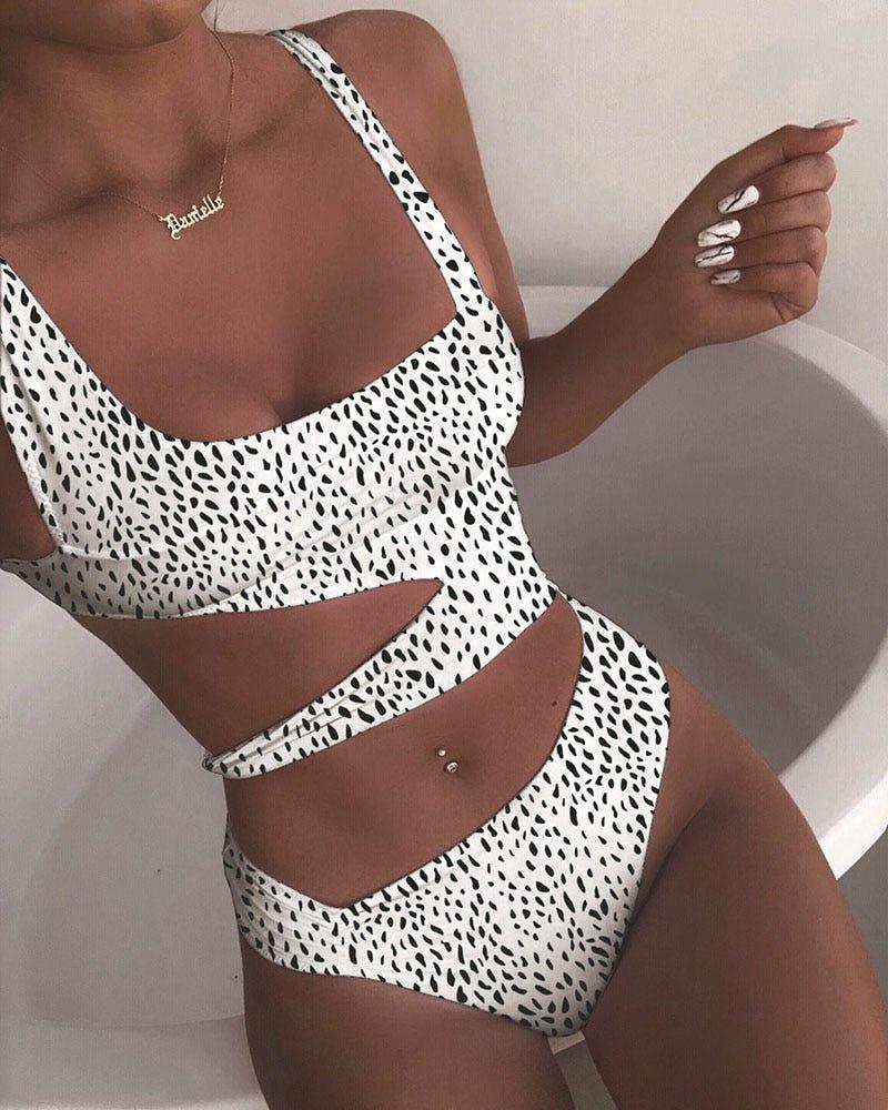 Women's Cutout Halter One-Piece Swimsuit – Tummy Control